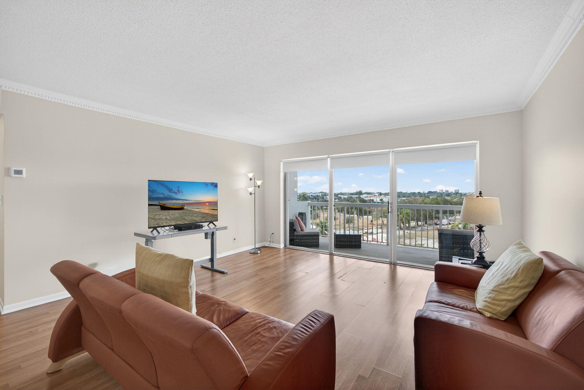 PORTOFINO CONDO PT OF LTS 15 AND 16,JARVIS PAR - Residential Lease