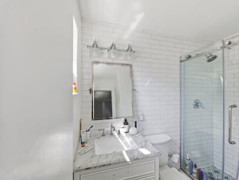 Tiny photo for 4401 NE 15TH Way, Oakland Park, FL 33334 (MLS # B26089900)