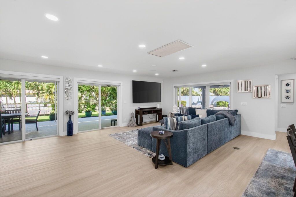Photo of 3535 S Lake Drive, Boynton Beach, FL 33435 (MLS # R11134039)