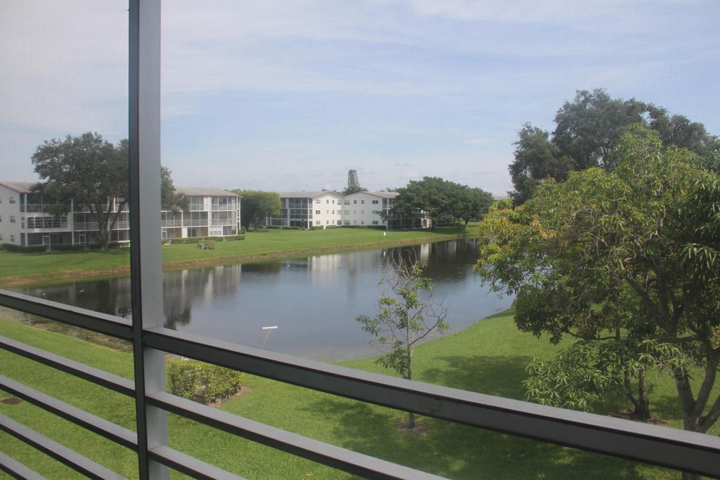 Photo of 454 Fanshaw K, Boca Raton, FL 33434 (MLS # B26012616)