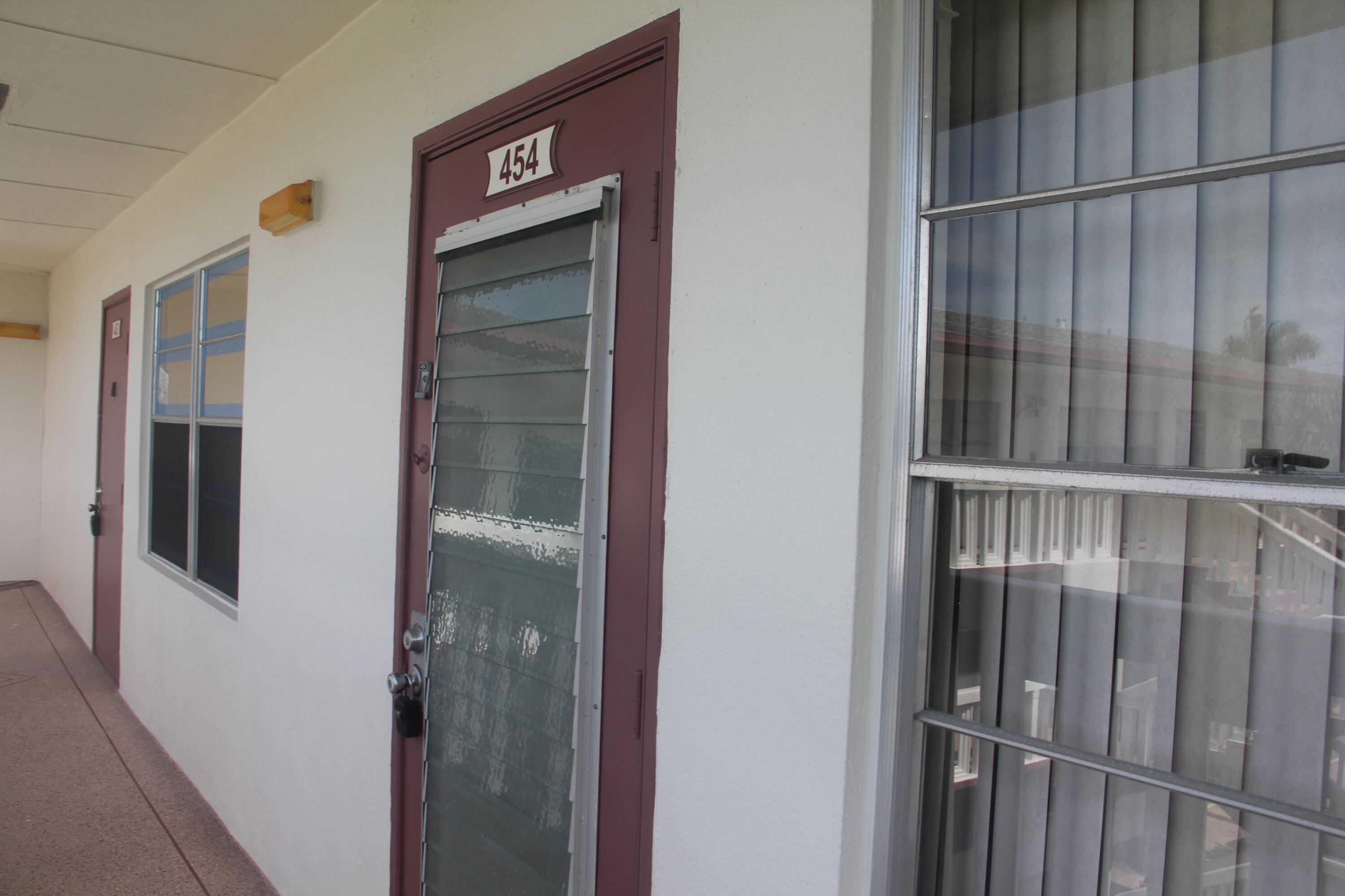 CENTURY VILLAGE - Residential Lease