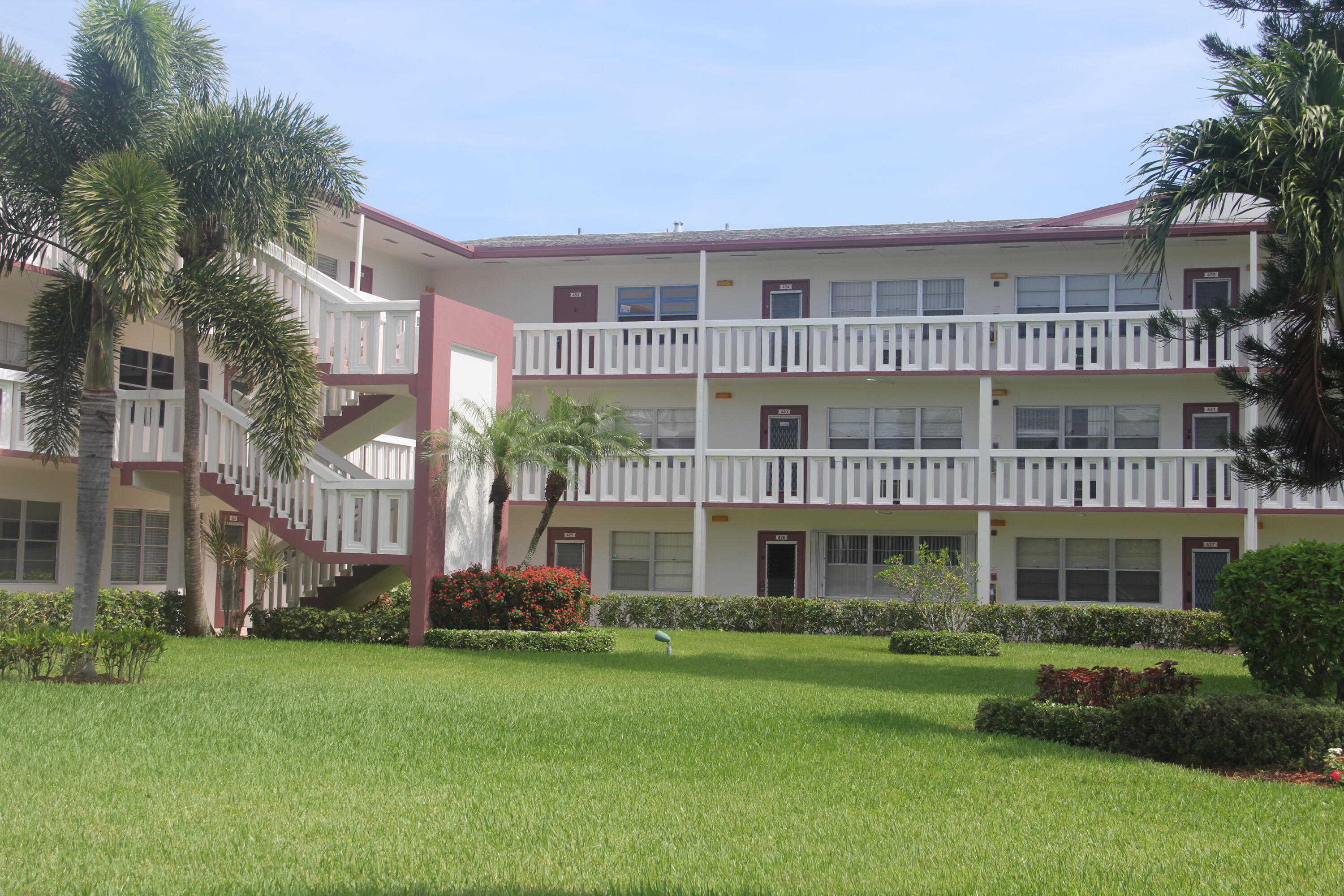 CENTURY VILLAGE - Residential Lease