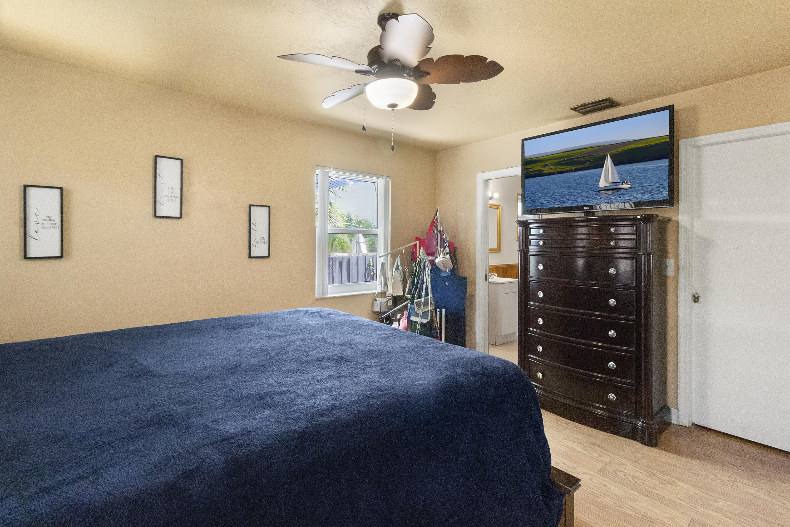 DRIFTWOOD PLAZA NO 3 - Residential