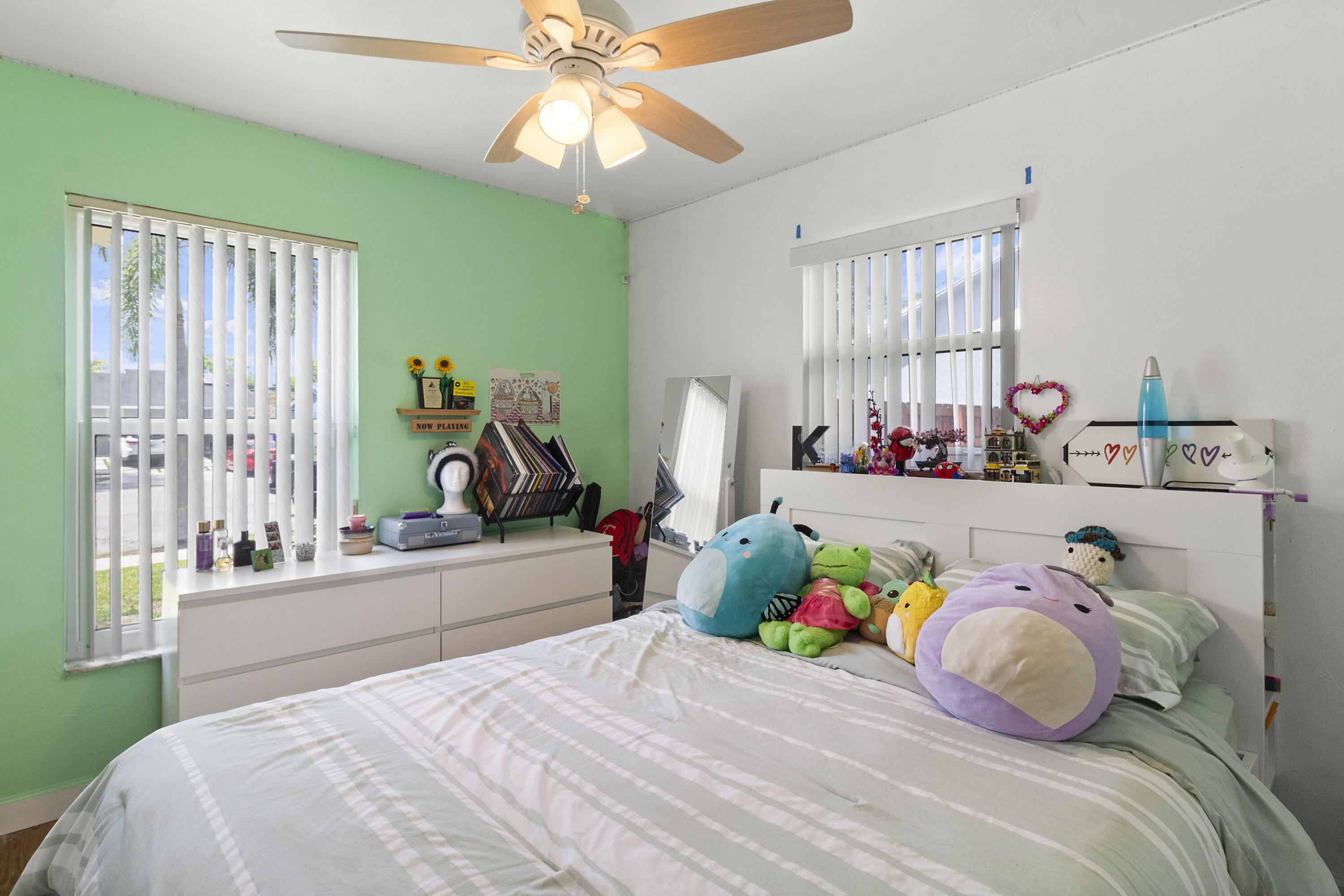 DRIFTWOOD PLAZA NO 3 - Residential