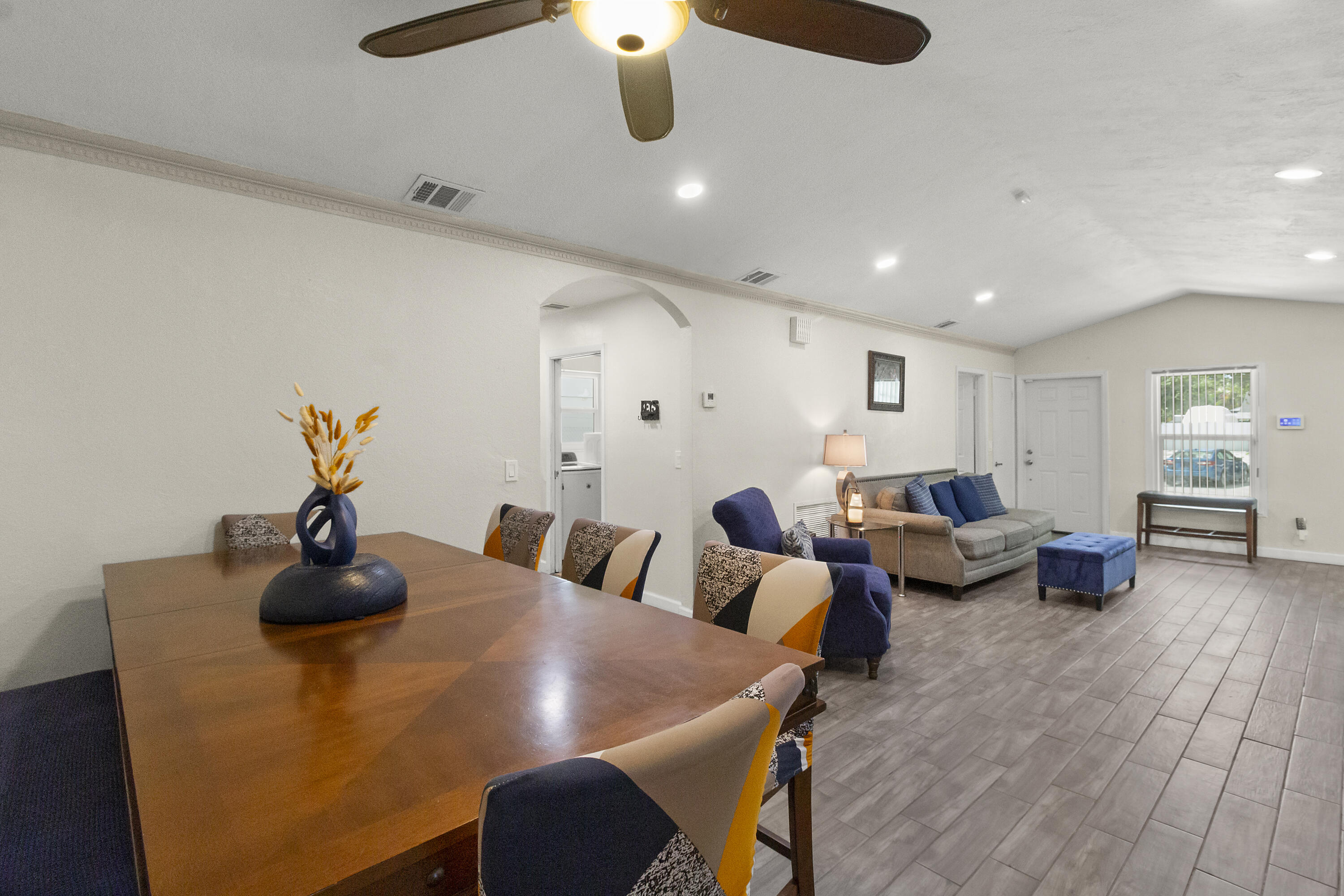 DRIFTWOOD PLAZA NO 3 - Residential