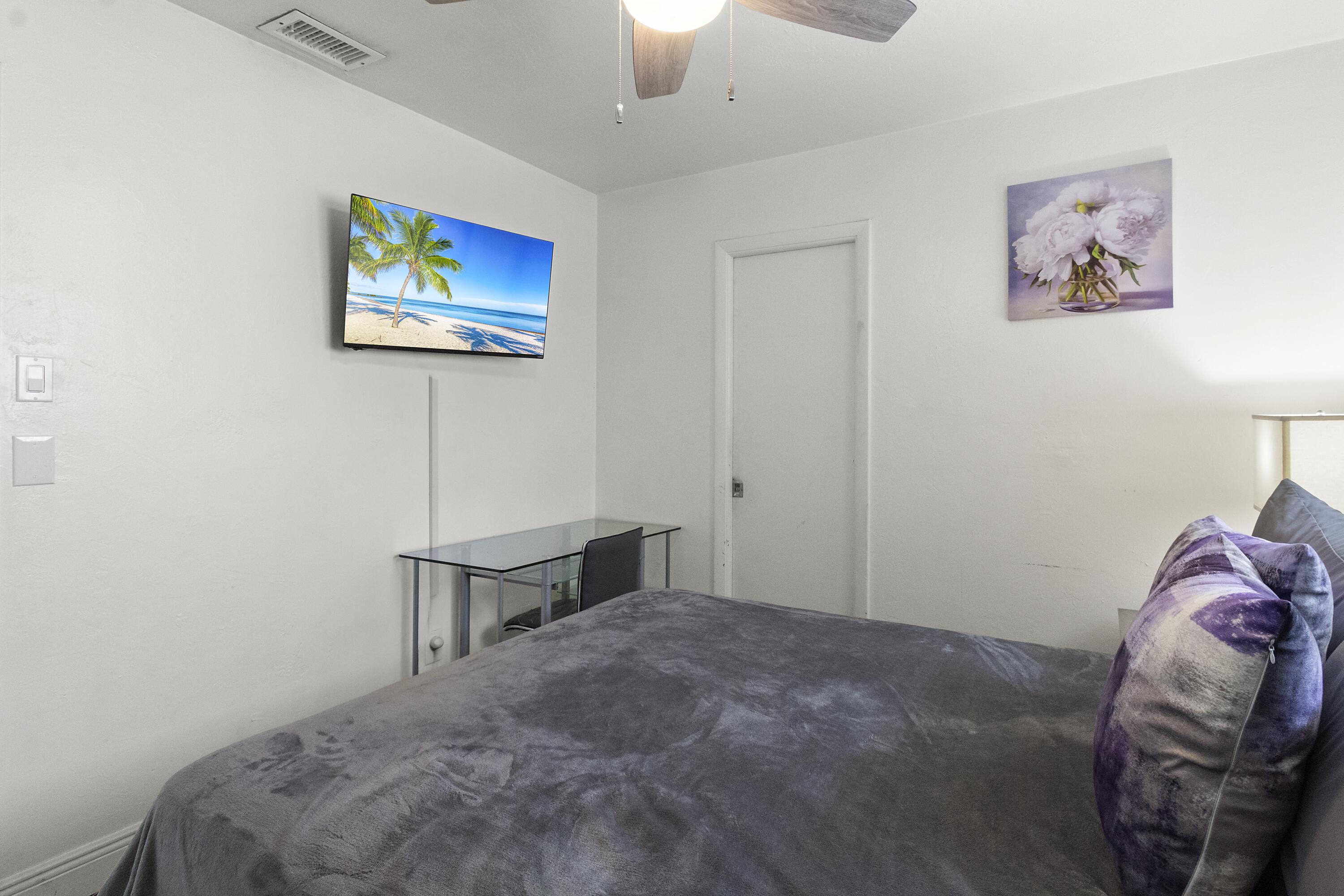 DRIFTWOOD PLAZA NO 3 - Residential