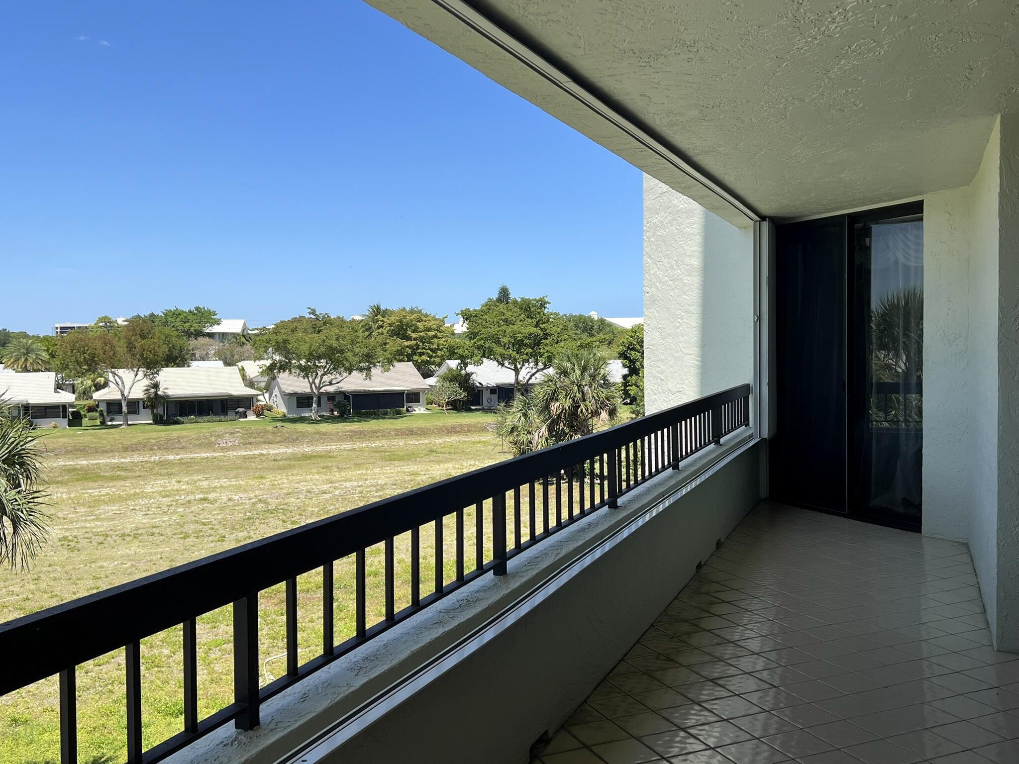 LA COSTA DEL MAR - Residential Lease