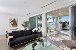 SEAGATE YACHT CLUB - Residential