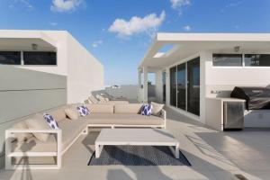 SEAGATE YACHT CLUB - Residential