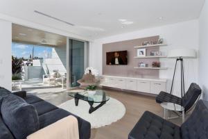 SEAGATE YACHT CLUB - Residential