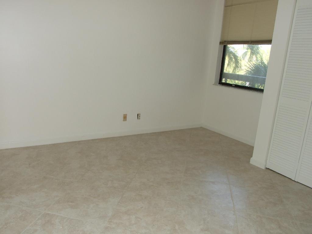 LAVERS DELRAY RACQUET CLUB CONDO - Residential