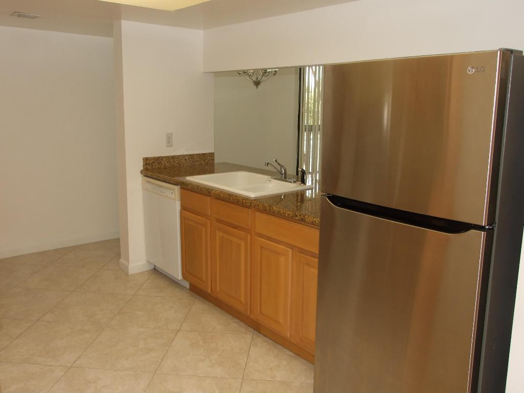 LAVERS DELRAY RACQUET CLUB CONDO - Residential