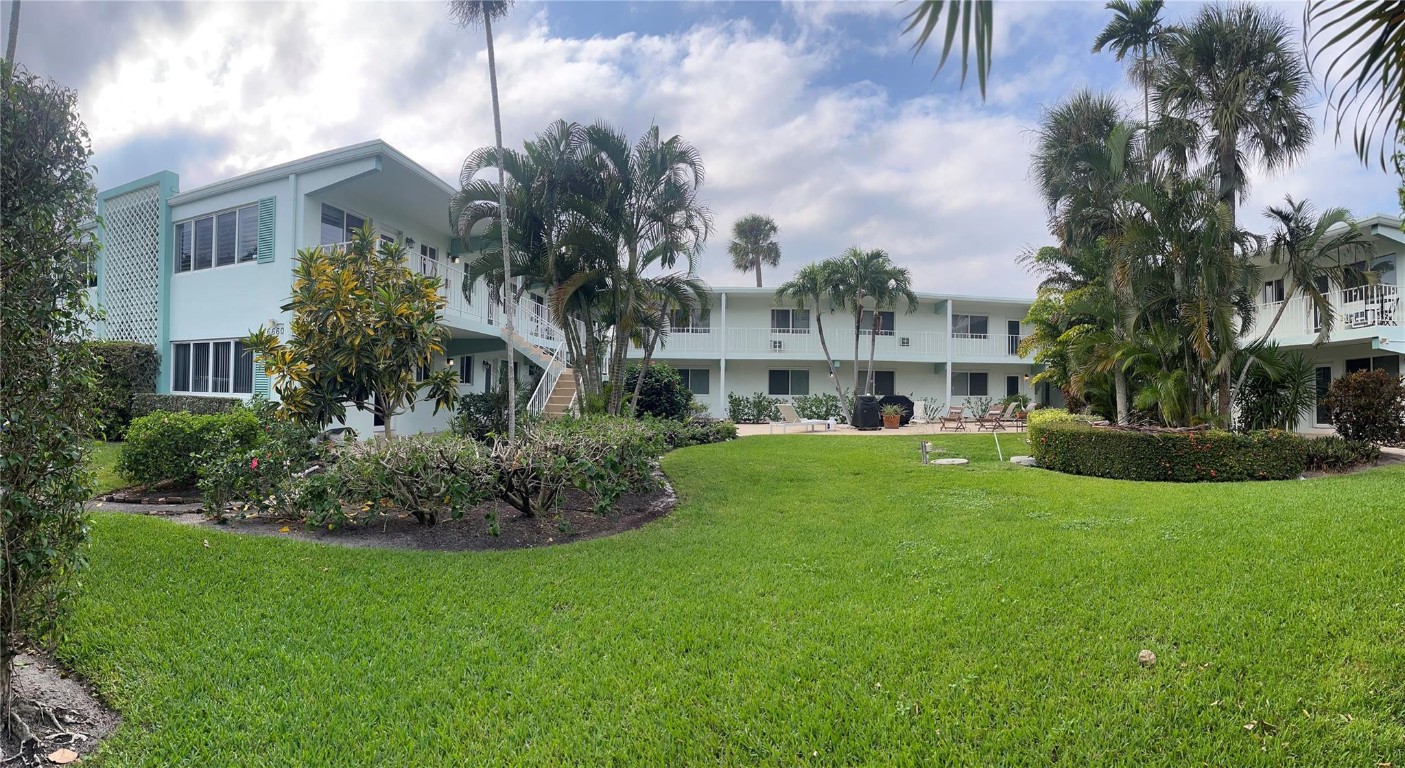 Oyster Bay co-op - Residential