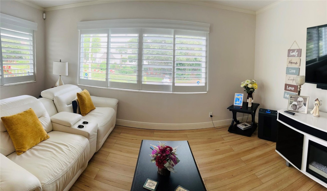 Oyster Bay co-op - Residential