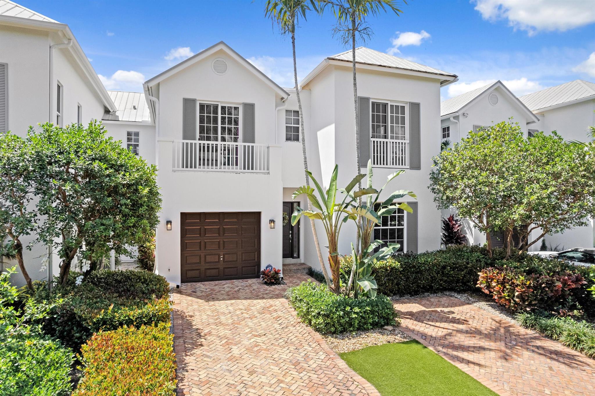 GLEASON STREET TOWNHOMES - Residential