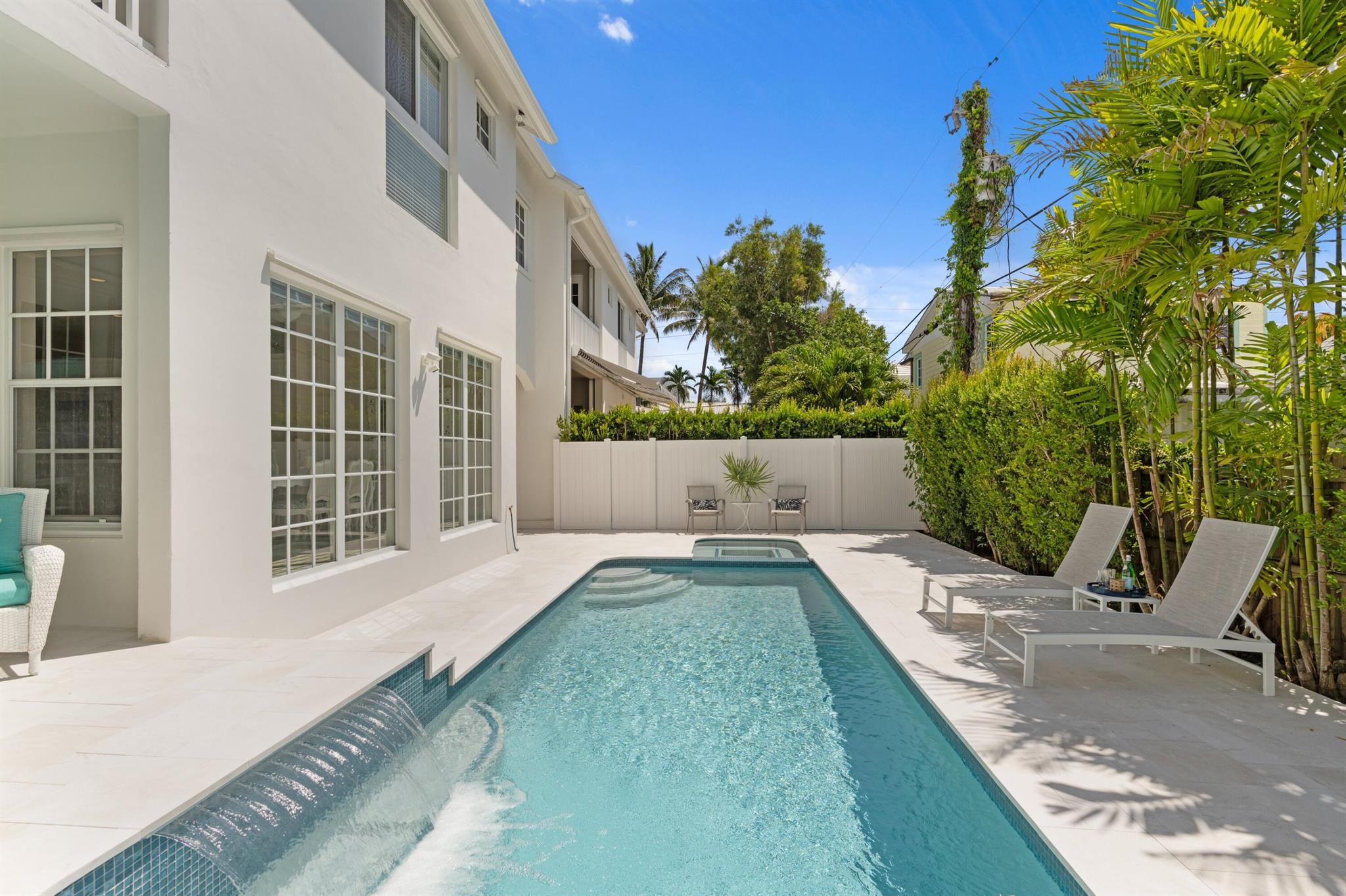 GLEASON STREET TOWNHOMES - Residential