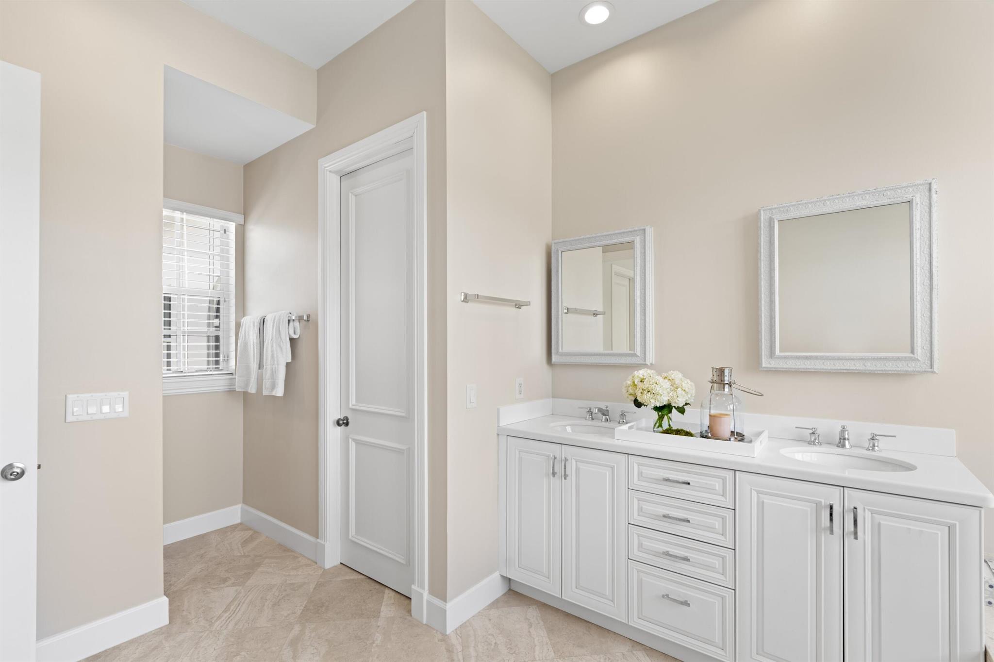 GLEASON STREET TOWNHOMES - Residential