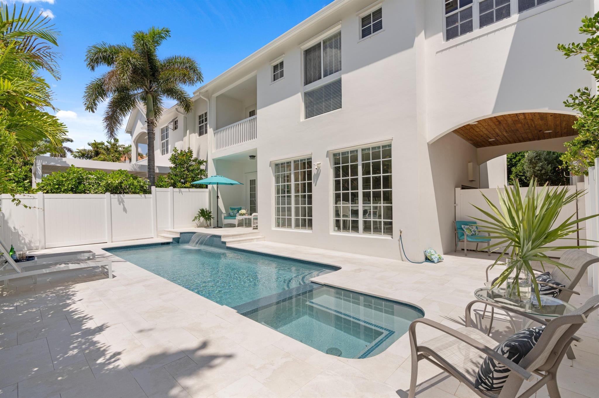 GLEASON STREET TOWNHOMES - Residential