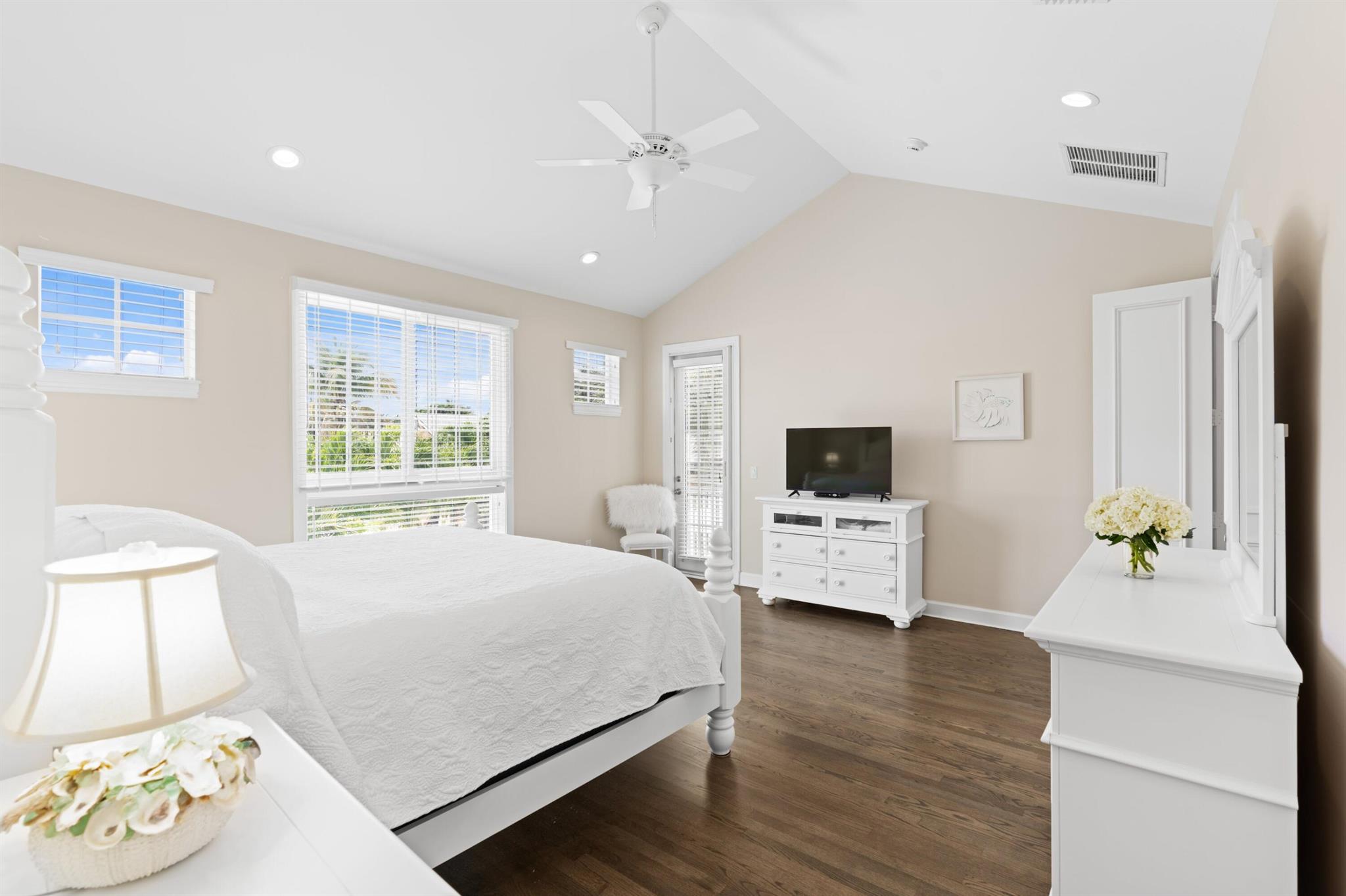 GLEASON STREET TOWNHOMES - Residential