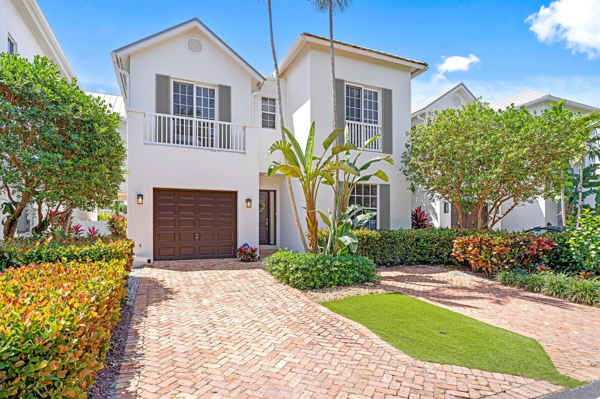 GLEASON STREET TOWNHOMES - Residential