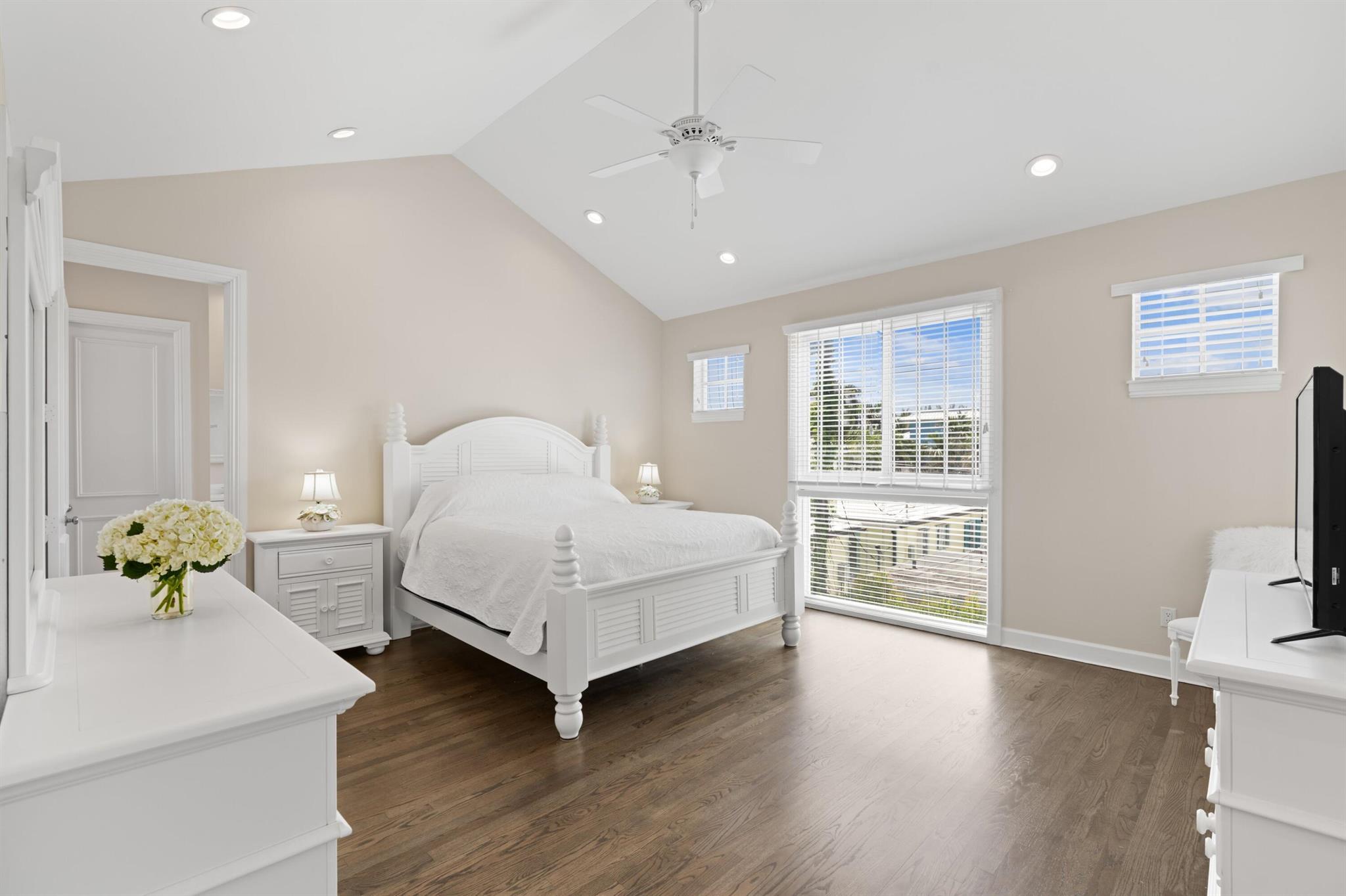 GLEASON STREET TOWNHOMES - Residential