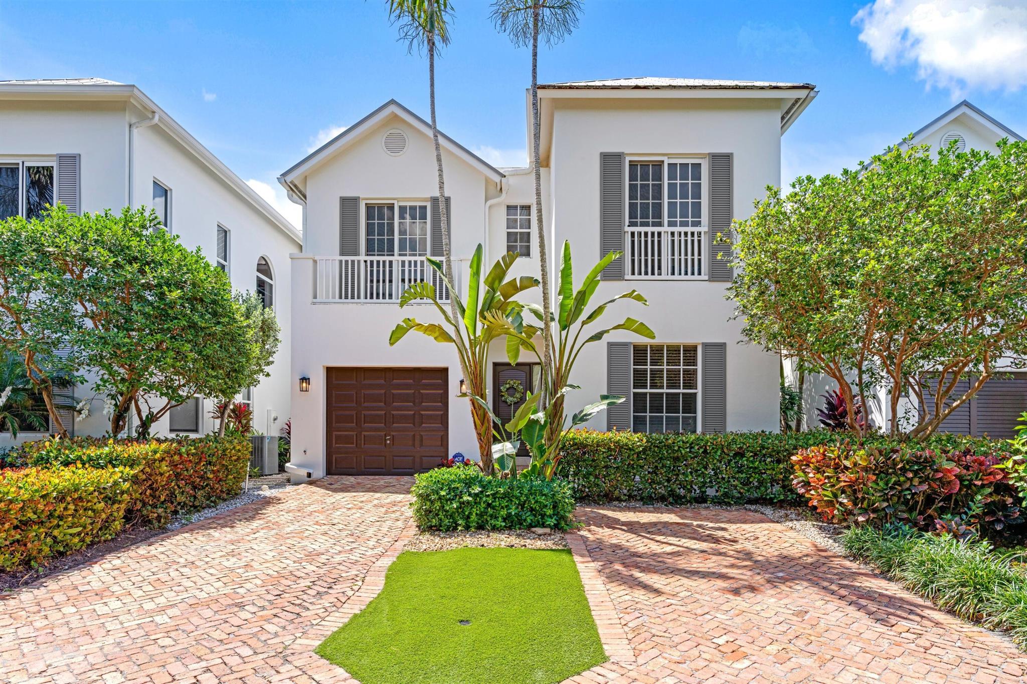 GLEASON STREET TOWNHOMES - Residential