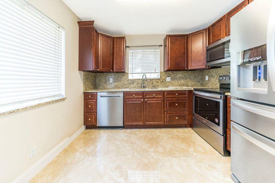 OLYMPIA & YORK RESIDENTIA - Residential Lease