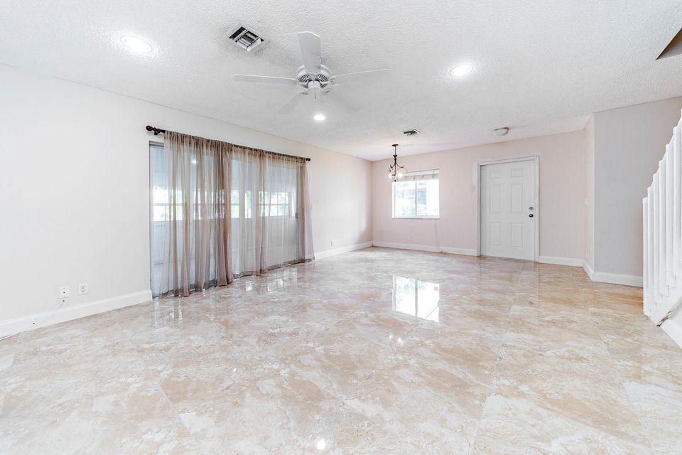 OLYMPIA & YORK RESIDENTIA - Residential Lease