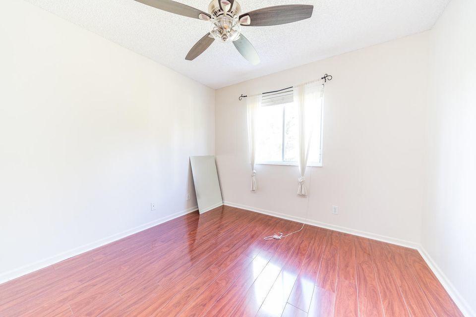 OLYMPIA & YORK RESIDENTIA - Residential Lease