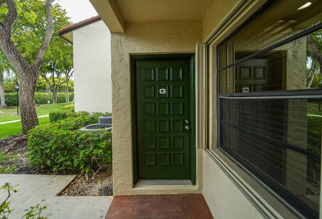 Photo of 21839 Arriba Real #10g, Boca Raton, FL 33433 (MLS # B26020369)