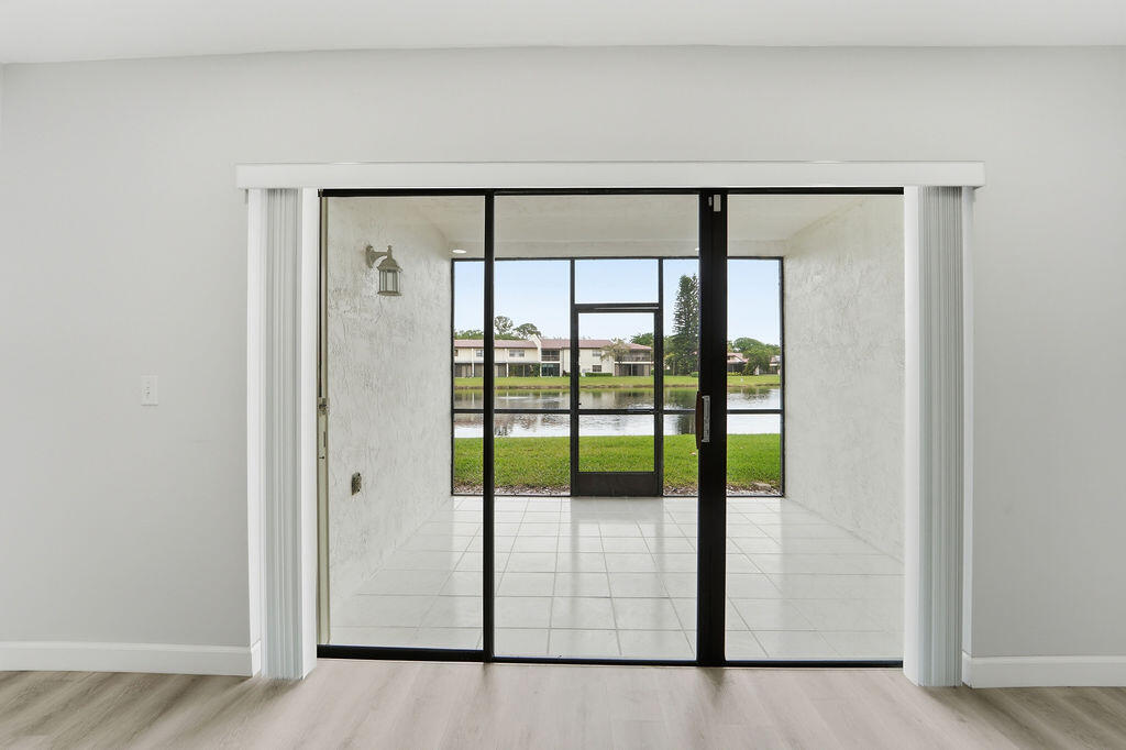 GLADES OF BOCA LAGO CONDO - Residential