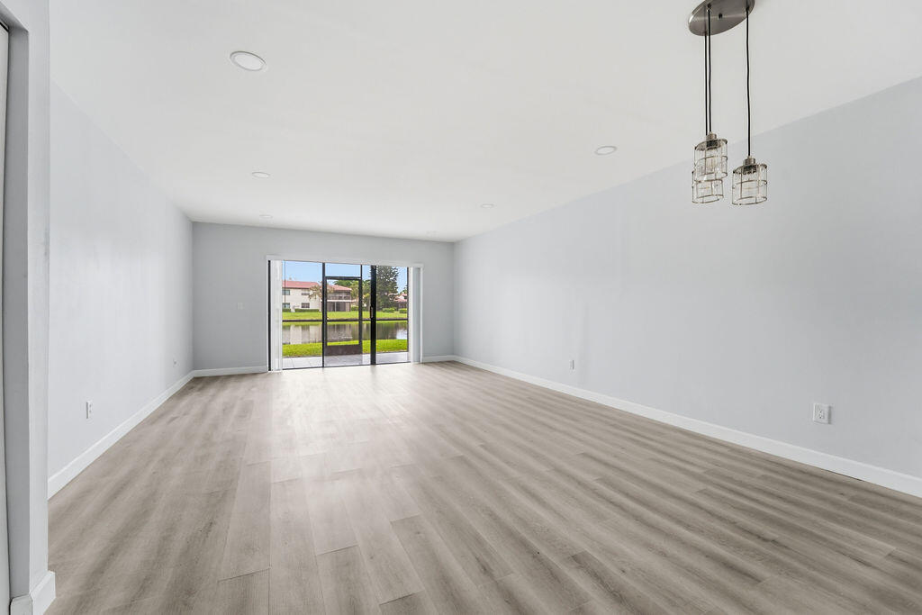 GLADES OF BOCA LAGO CONDO - Residential