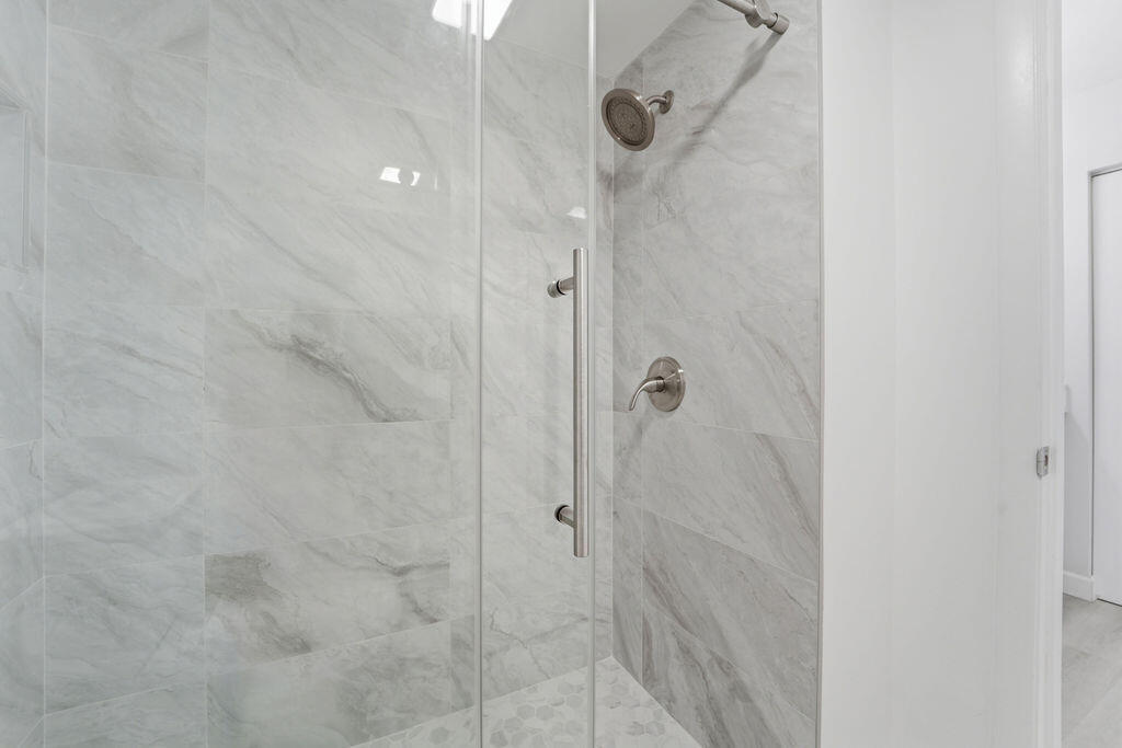 GLADES OF BOCA LAGO CONDO - Residential