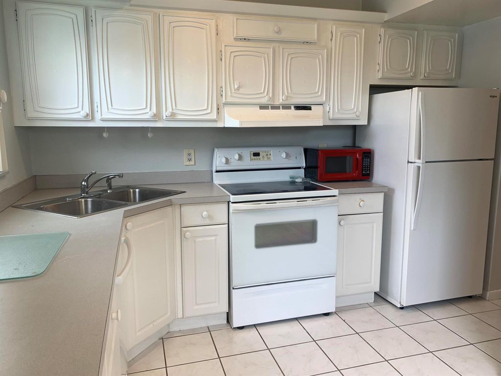 Photo of 3 Colonial Club Drive #100, Boynton Beach, FL 33435 (MLS # R10959234)