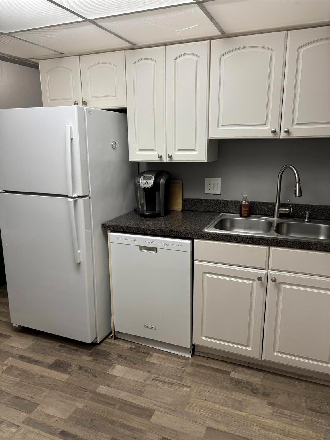 View photos, virtual tours, details... 5937 Forest Hill Boulevard 103