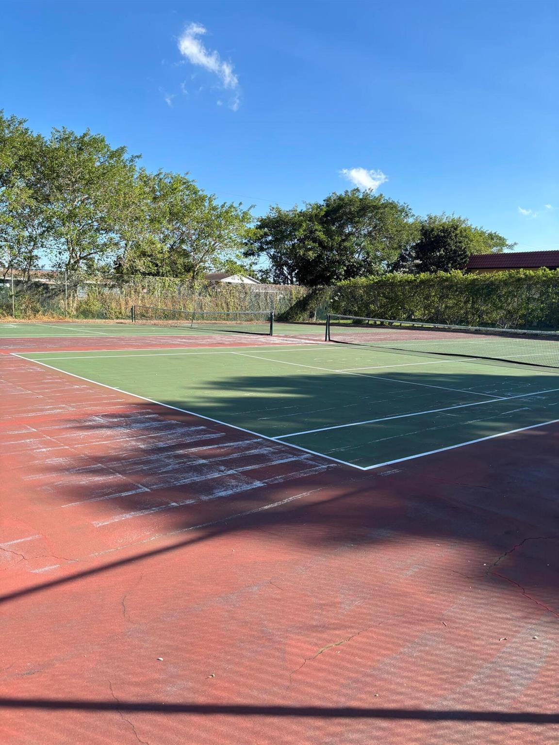 FOREST HILL VILLAS GARDEN - Residential