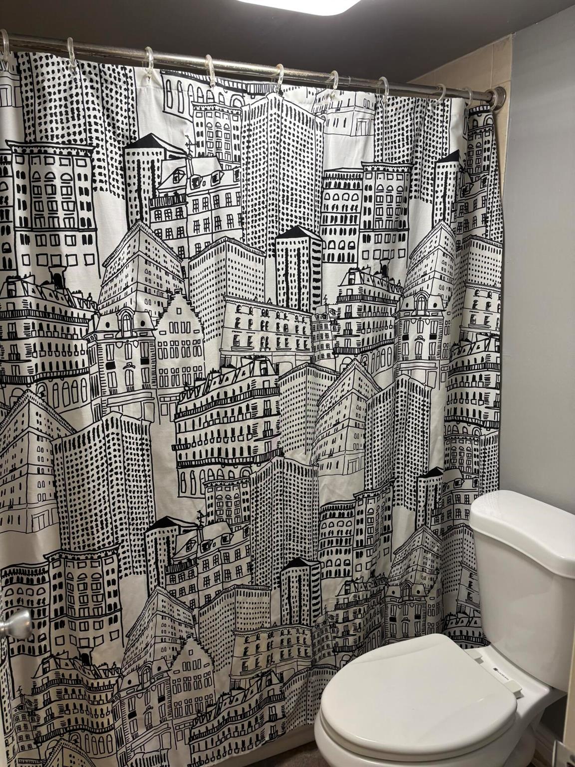 FOREST HILL VILLAS GARDEN - Residential