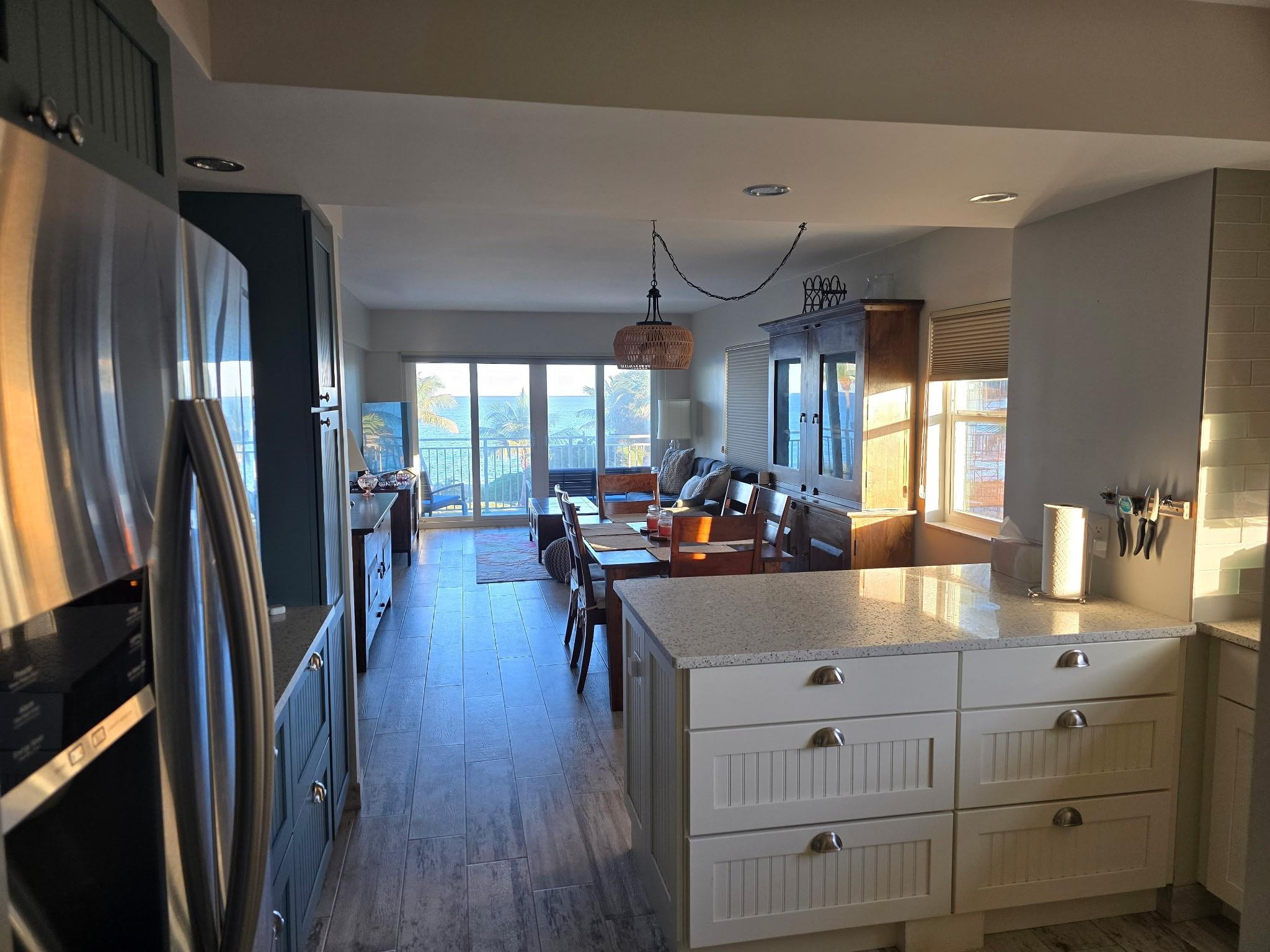 Hillsboro Mile Tower Co-O - Residential Lease