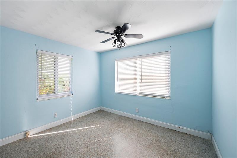 Cresthaven 10 46-25 B - Residential