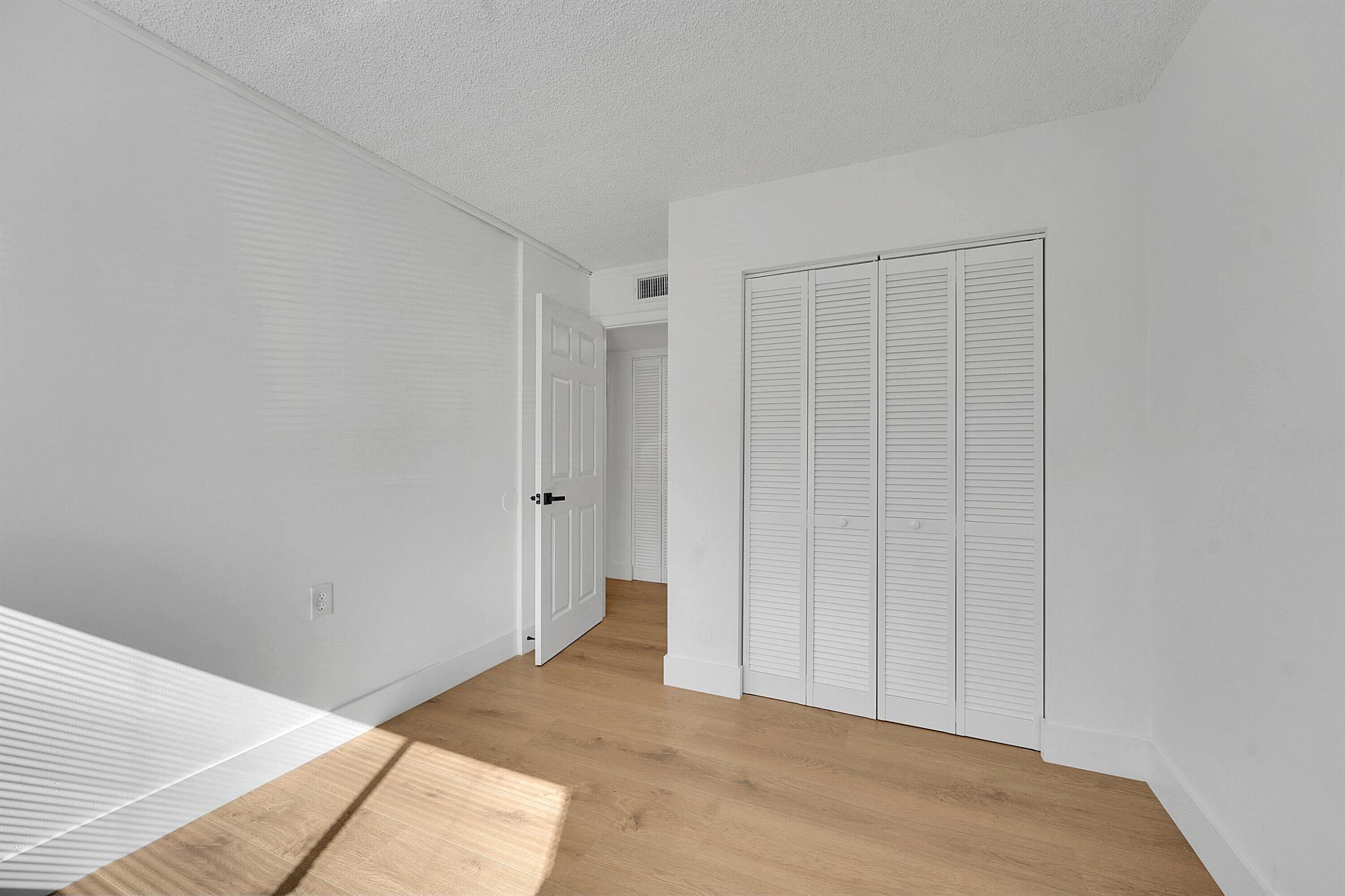 ST ANDREWS PALM BEACH CON - Residential