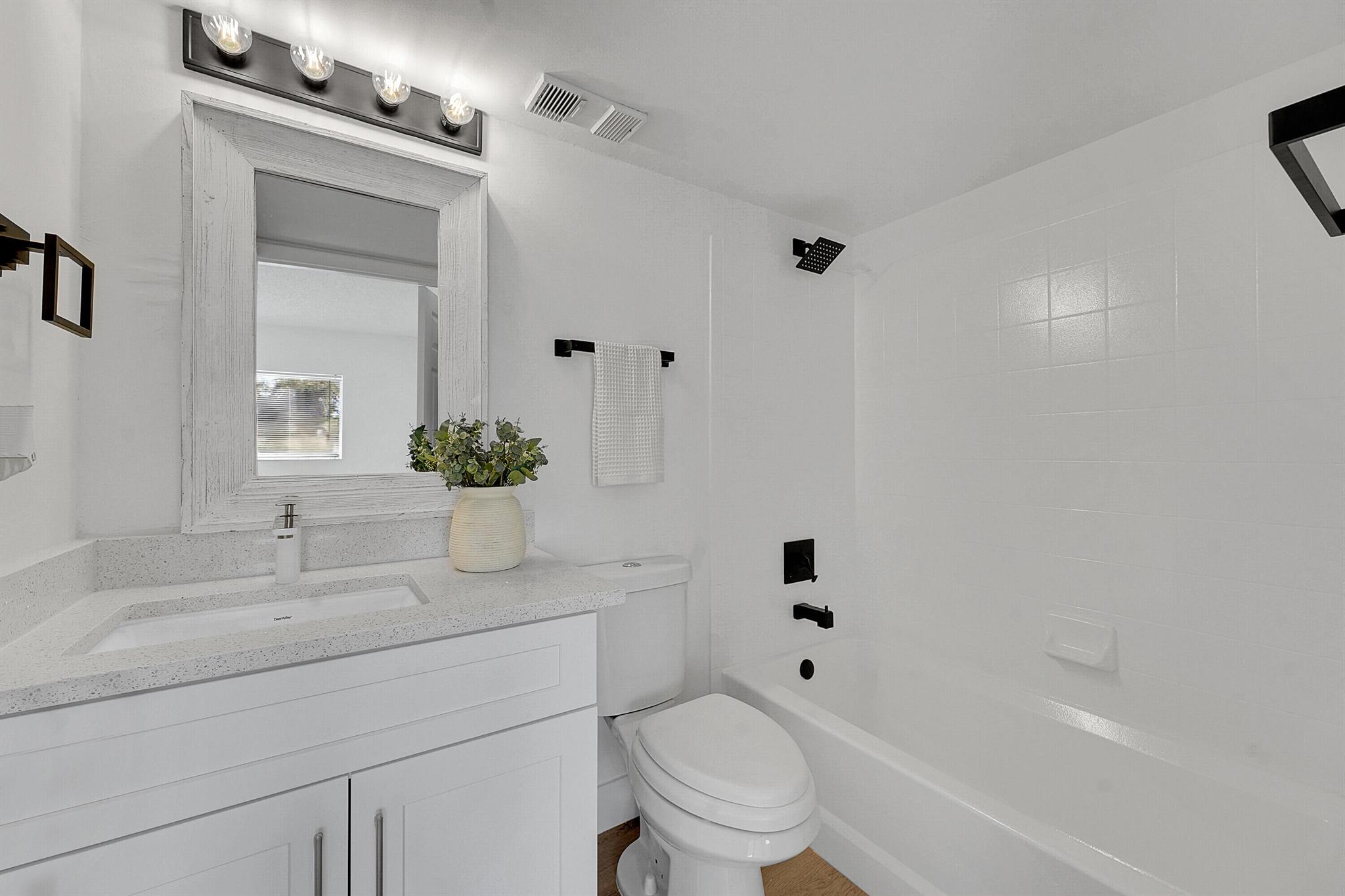 ST ANDREWS PALM BEACH CON - Residential