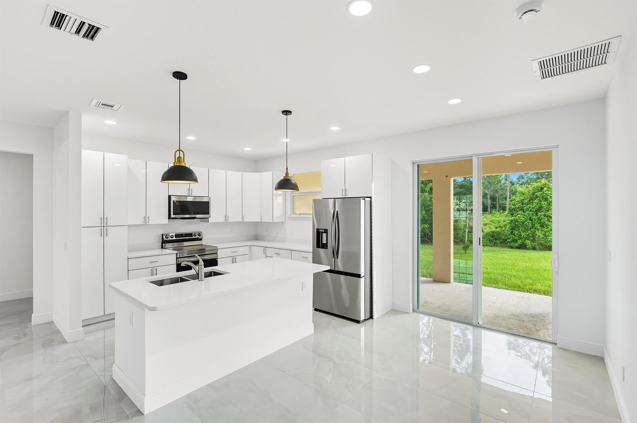 PORT ST LUCIE SECTION 33 - Residential