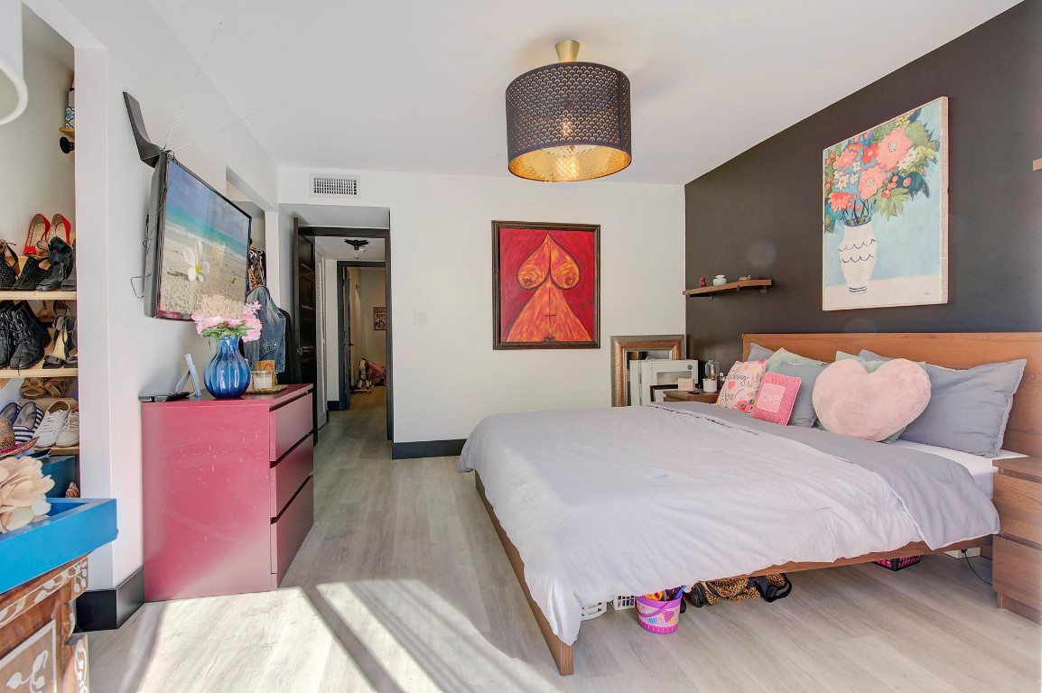 Venetian Gardens - Residential