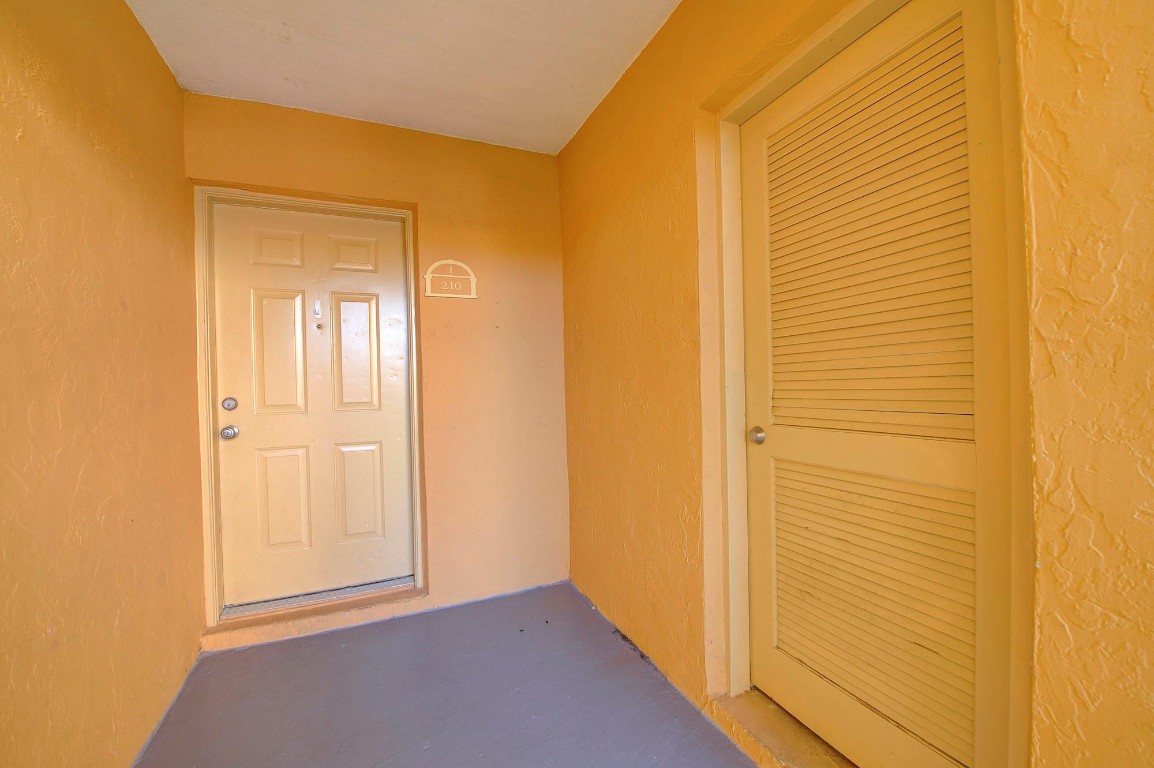 Venetian Gardens - Residential