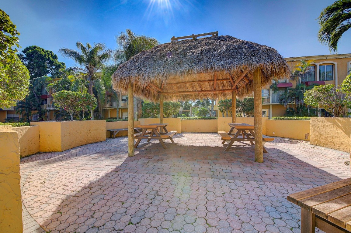 Venetian Gardens - Residential