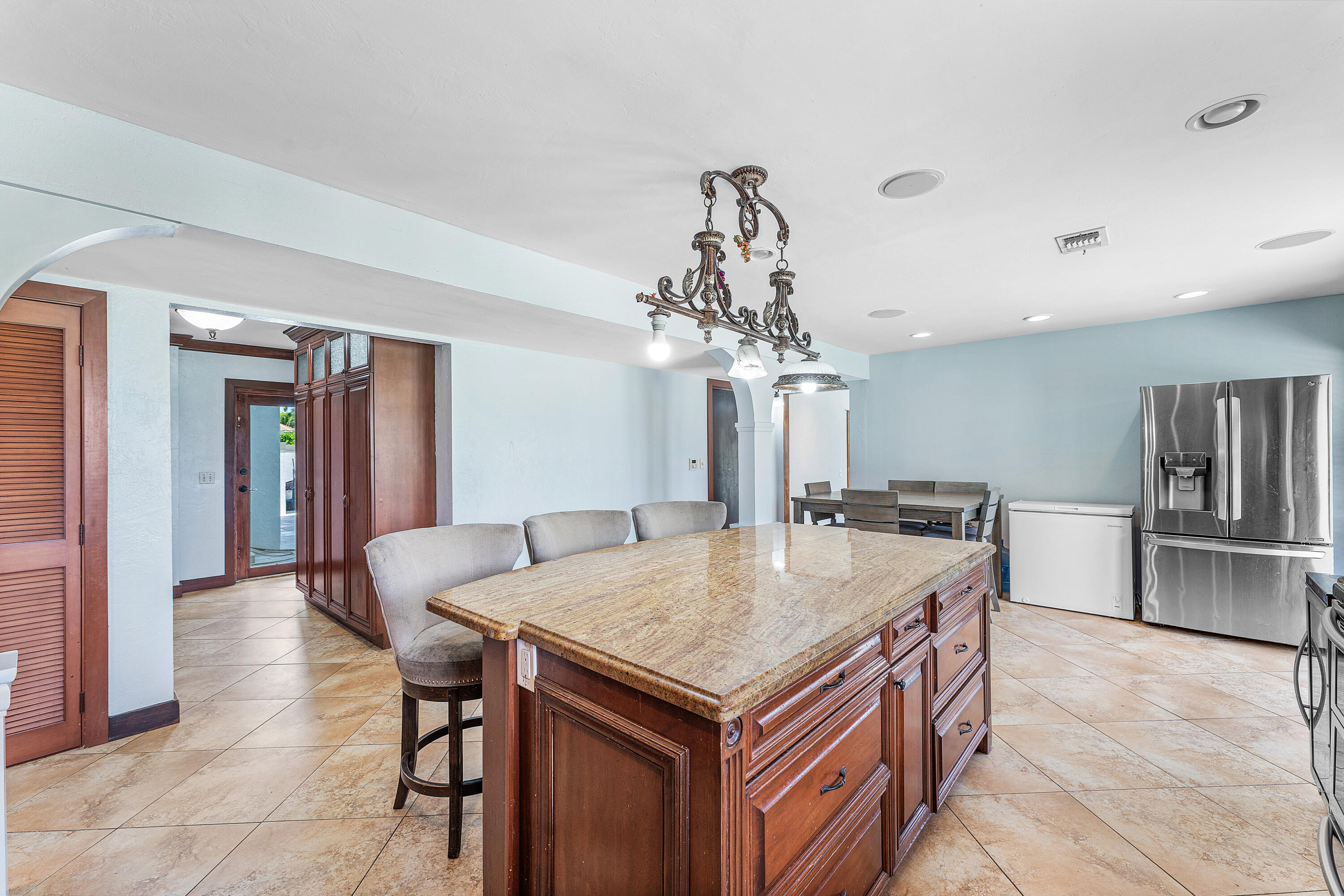 LEXINGTON I OF SHERBROOKE - Residential