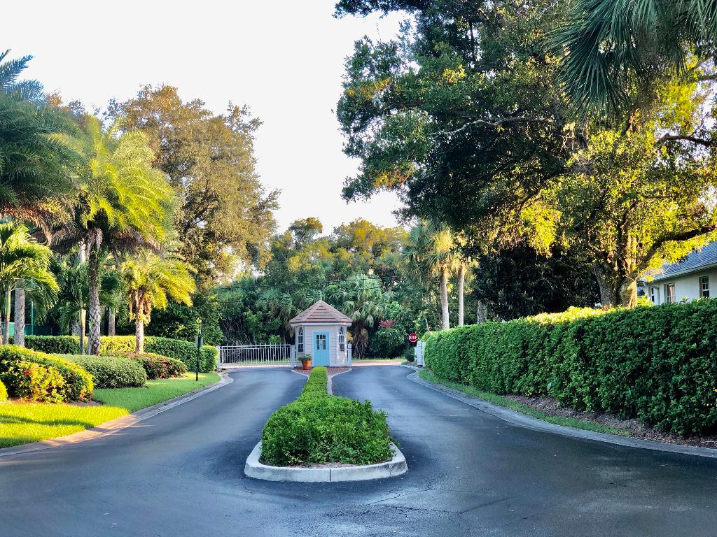 ROSEWOOD COURT SUBDIVISION - Residential