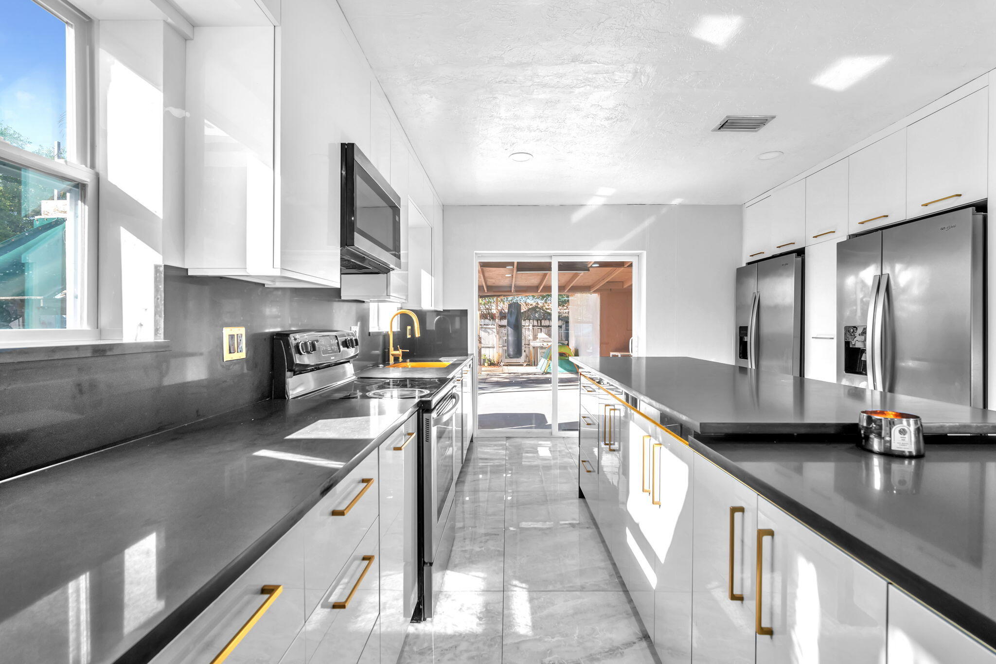 HERITAGE HOMES FIRST ADD - Residential