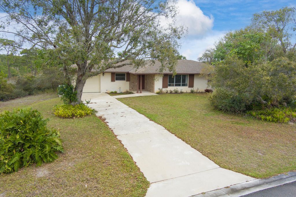 Photo of 9125 SE Karin Street, Hobe Sound, FL 33455 (MLS # R11065998)