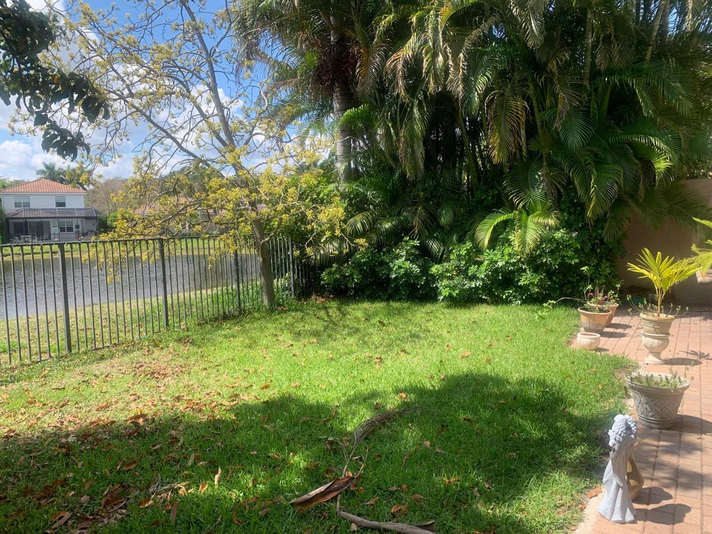 Photo of 8292 Calabria Lakes Drive, Boynton Beach, FL 33473 (MLS # B26009198)